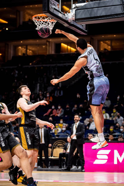 征也潜移默 征也潜移默