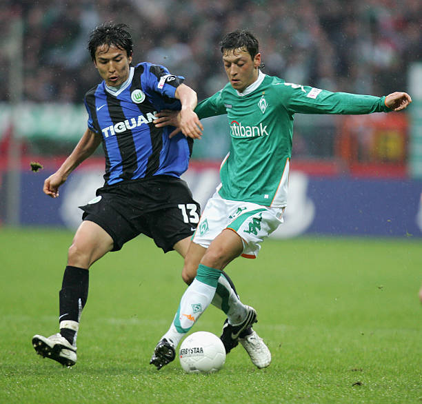 界敲响了警 界敲响了警